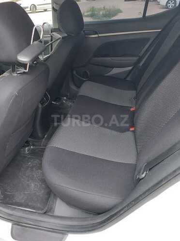 Hyundai Elantra 2018, 98,000 km - 2.0 l - Naxçıvan