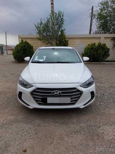 Hyundai Elantra 2018, 98,000 km - 2.0 l - Naxçıvan