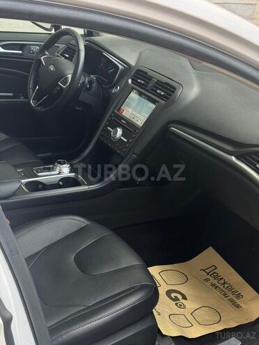 Ford Fusion (North America) 2017, 167,000 km - 2.0 л - Bakı