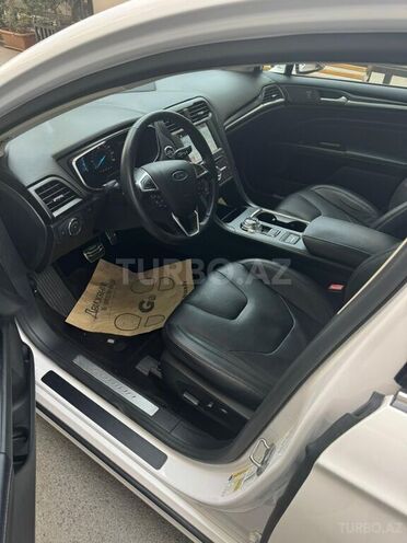Ford Fusion (North America) 2017, 167,000 km - 2.0 л - Bakı
