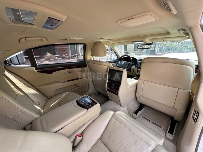 Lexus LS 460 2010, 180,000 km - 4.6 l - Bakı