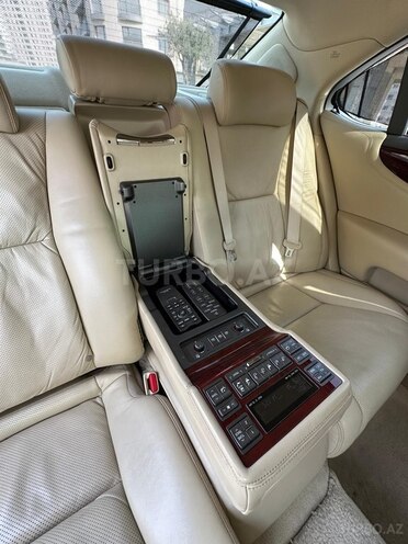 Lexus LS 460 2010, 180,000 km - 4.6 l - Bakı