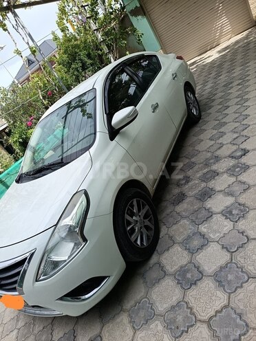 Nissan Sunny 2014, 198,000 km - 1.5 l - Bakı