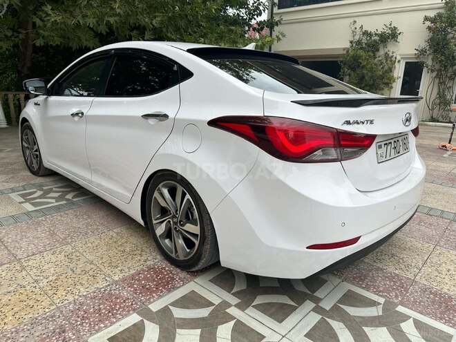 Hyundai Elantra 2015, 202,000 km - 1.6 л - Sumqayıt