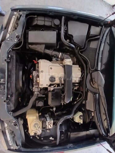 Mercedes E 200 1997, 323,232 km - 2.0 l - Gəncə