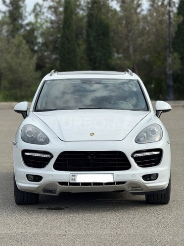 Porsche Cayenne Turbo S 2013, 158,000 km - 4.8 l - Gəncə