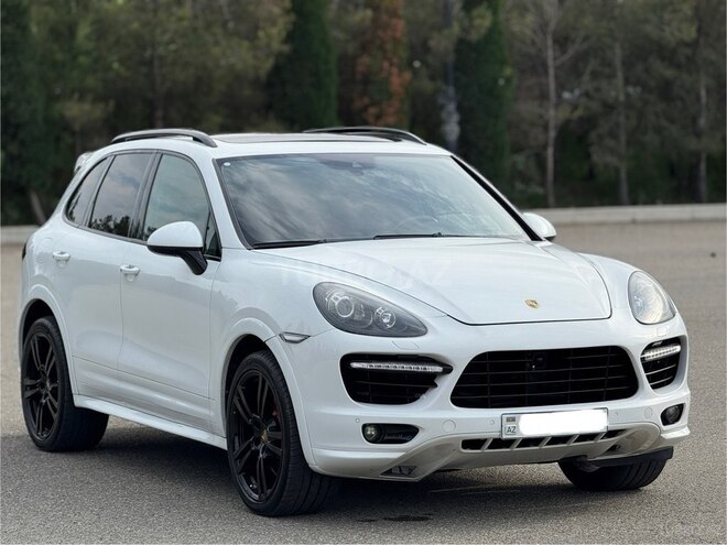 Porsche Cayenne Turbo S 2013, 158,000 km - 4.8 l - Gəncə