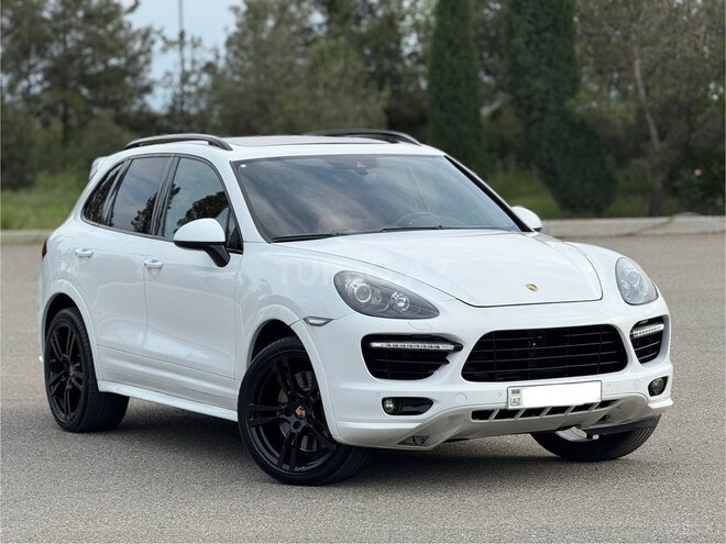 Porsche Cayenne Turbo S 2013, 158,000 km - 4.8 l - Gəncə