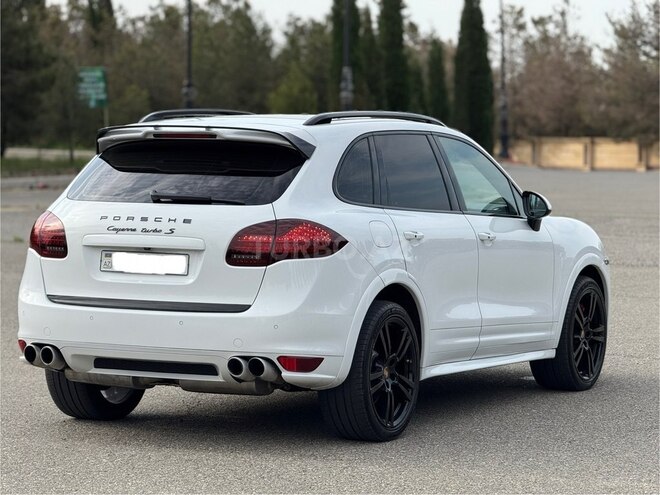 Porsche Cayenne Turbo S 2013, 158,000 km - 4.8 l - Gəncə