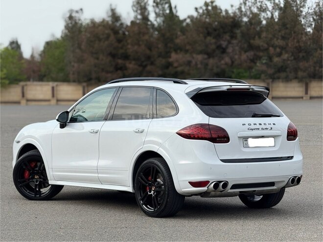 Porsche Cayenne Turbo S 2013, 158,000 km - 4.8 l - Gəncə