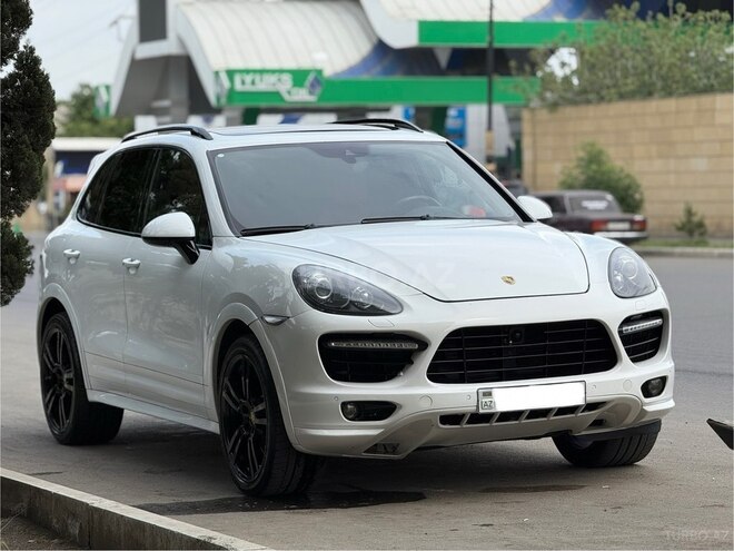 Porsche Cayenne Turbo S 2013, 158,000 km - 4.8 l - Gəncə