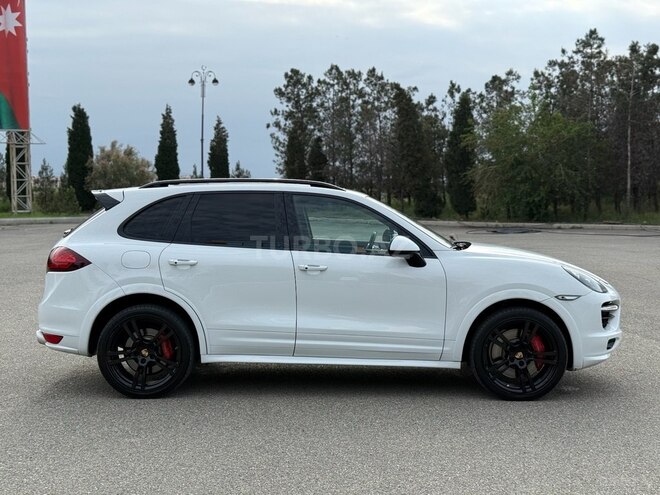 Porsche Cayenne Turbo S 2013, 158,000 km - 4.8 l - Gəncə