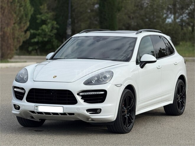 Porsche Cayenne Turbo S 2013, 158,000 km - 4.8 l - Gəncə