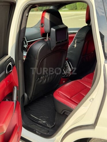 Porsche Cayenne Turbo S 2013, 158,000 km - 4.8 l - Gəncə