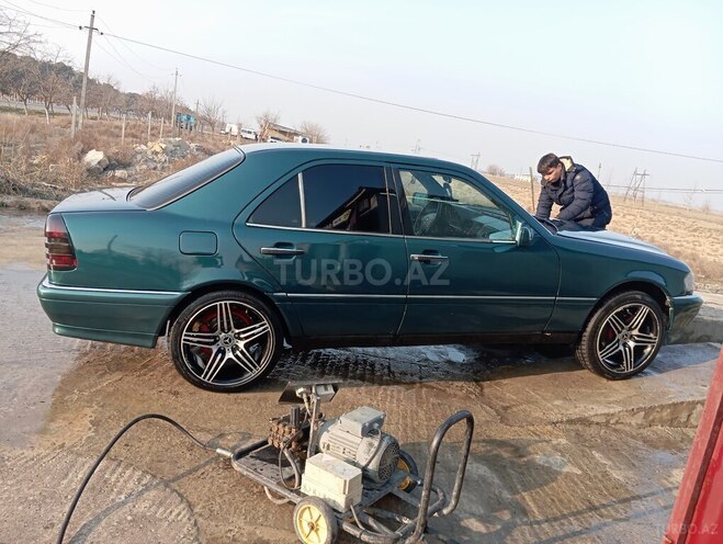 Mercedes C 220 d 1993, 250,000 km - 2.2 л - Beyləqan