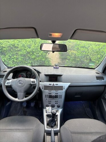 Opel Astra 2009, 254,000 km - 1.4 l - Bakı