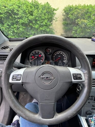 Opel Astra 2009, 254,000 km - 1.4 l - Bakı