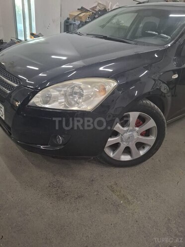 Kia Ceed 2007, 317,000 km - 1.6 л - Bakı