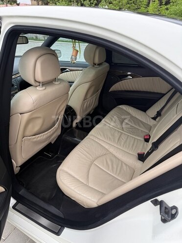 Mercedes E 280 2008, 220,000 km - 3.0 l - Sabirabad