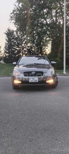 Hyundai Accent-1