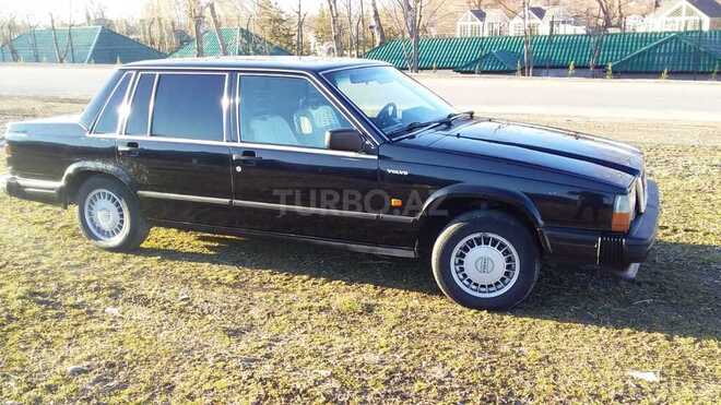 Volvo  1988, 250,000 km - 2.3 л - İsmayıllı