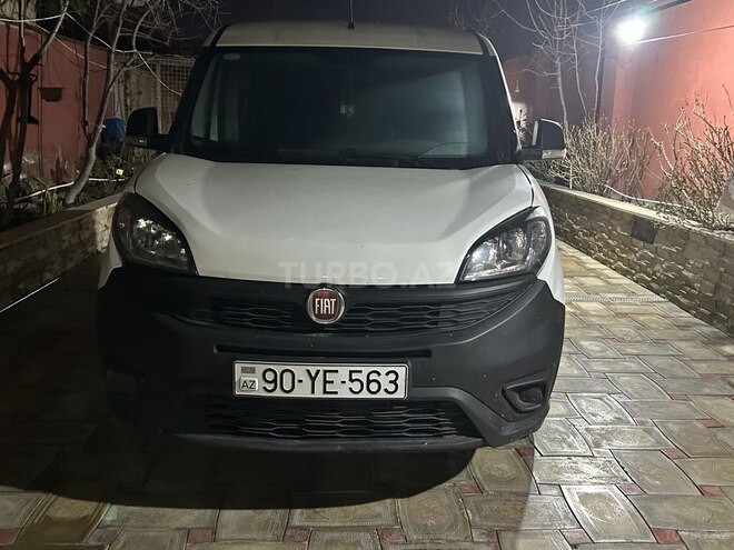 Fiat Doblo 2018, 130,000 km - 1.4 l - Bakı