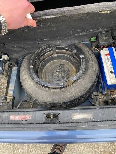Mercedes C 200 1994, 300,000 km - 2.0 л - Quba