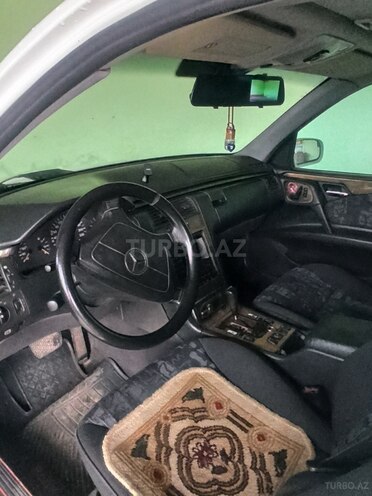 Mercedes E 240 1999, 366,000 km - 2.4 л - Bakı
