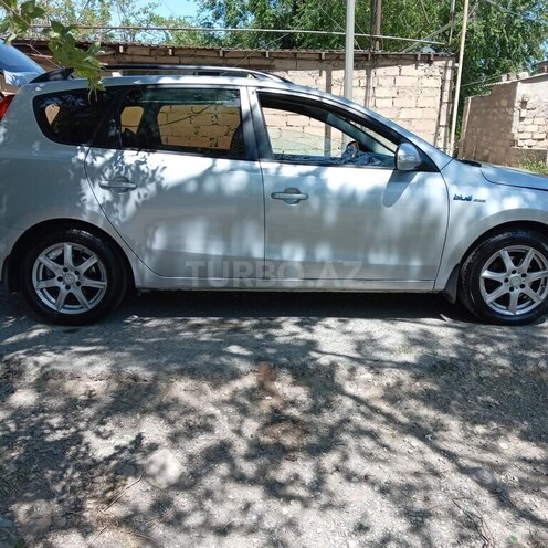 Hyundai i30 2009, 360,000 km - 1.4 l - Bakı