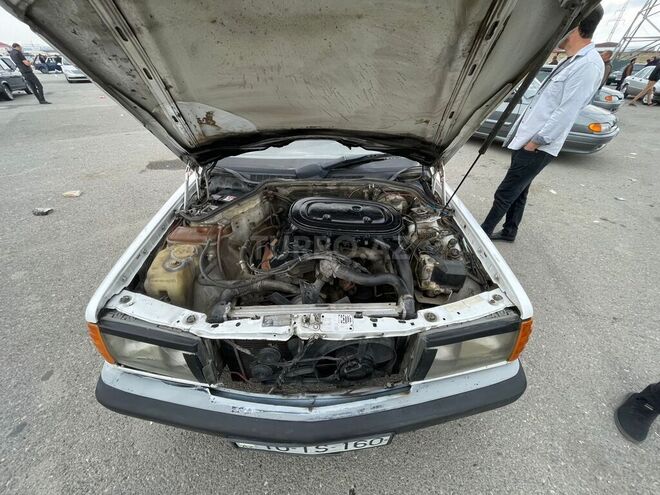 Mercedes 190 1991, 111,112 km - 2.3 l - Bakı