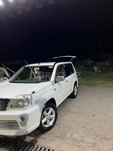 Nissan X-Trail 2002, 276,000 km - 2.0 l - Astara