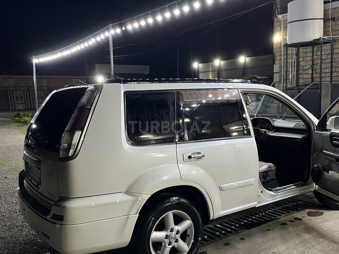 Nissan X-Trail 2002, 276,000 km - 2.0 l - Astara