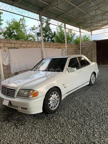 Mercedes C 240 1997, 330,000 km - 2.4 л - Ağdaş