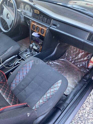 Mercedes 190 1992, 385,000 km - 2.0 l - Kürdəmir