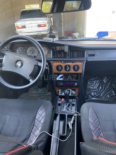Mercedes 190 1992, 385,000 km - 2.0 l - Kürdəmir