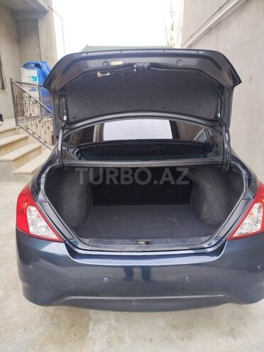Nissan Sunny-7