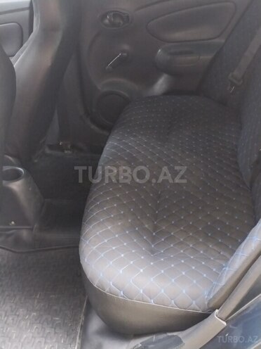 Nissan Sunny-12