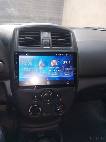 Nissan Sunny-15