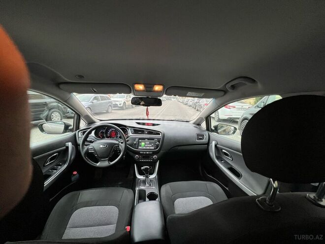 Kia  2015, 139,000 km - 1.6 l - Bakı