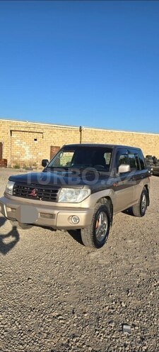 Mitsubishi Pajero io 1999, 210,000 km - 1.8 л - Bakı