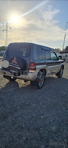 Mitsubishi Pajero io 1999, 210,000 km - 1.8 л - Bakı