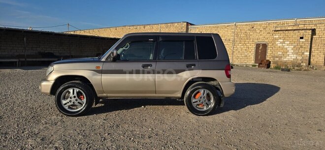 Mitsubishi Pajero io 1999, 210,000 km - 1.8 л - Bakı