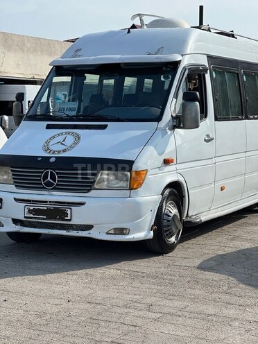 Mercedes Sprinter 209 1998, 498,000 km - 2.9 l - Sumqayıt