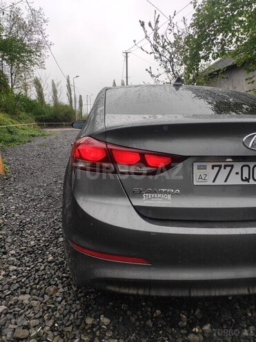 Hyundai Elantra 2018, 76,546 km - 2.0 л - Bakı