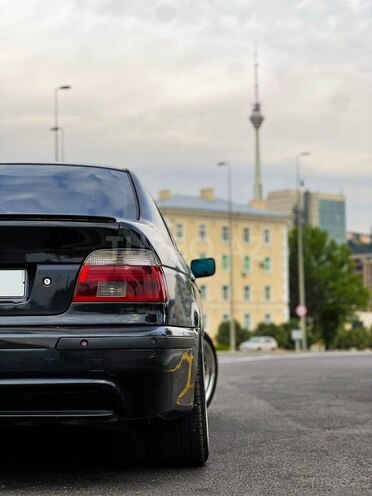 BMW 528 1999, 289,000 km - 2.8 l - Bakı