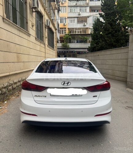 Hyundai Avante 2016, 140,000 km - 1.6 л - Bakı