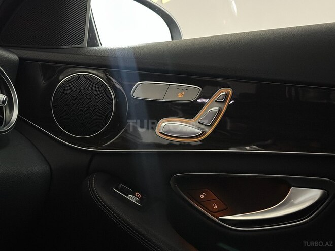 Mercedes C 300 2018, 39,500 km - 2.0 l - Bakı