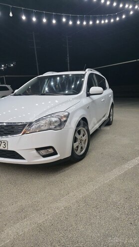Kia  2009, 272,000 km - 1.6 l - Bakı