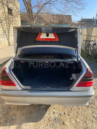 Mercedes C 240 1999, 280,000 km - 2.4 l - Hacıqabul
