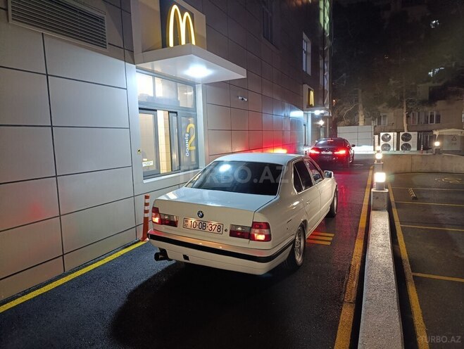 BMW 525 1988, 800,000 km - 2.5 l - Bakı